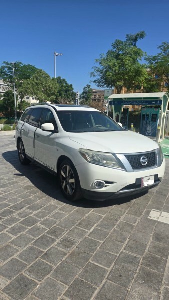 Nissan Pathfinder SV 2013 Pearl - 11