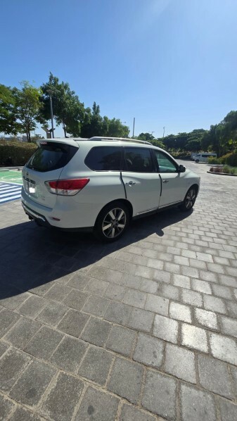Nissan Pathfinder SV 2013 Pearl - 9