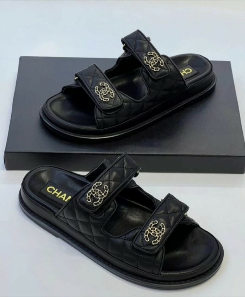 CHANEL - 3