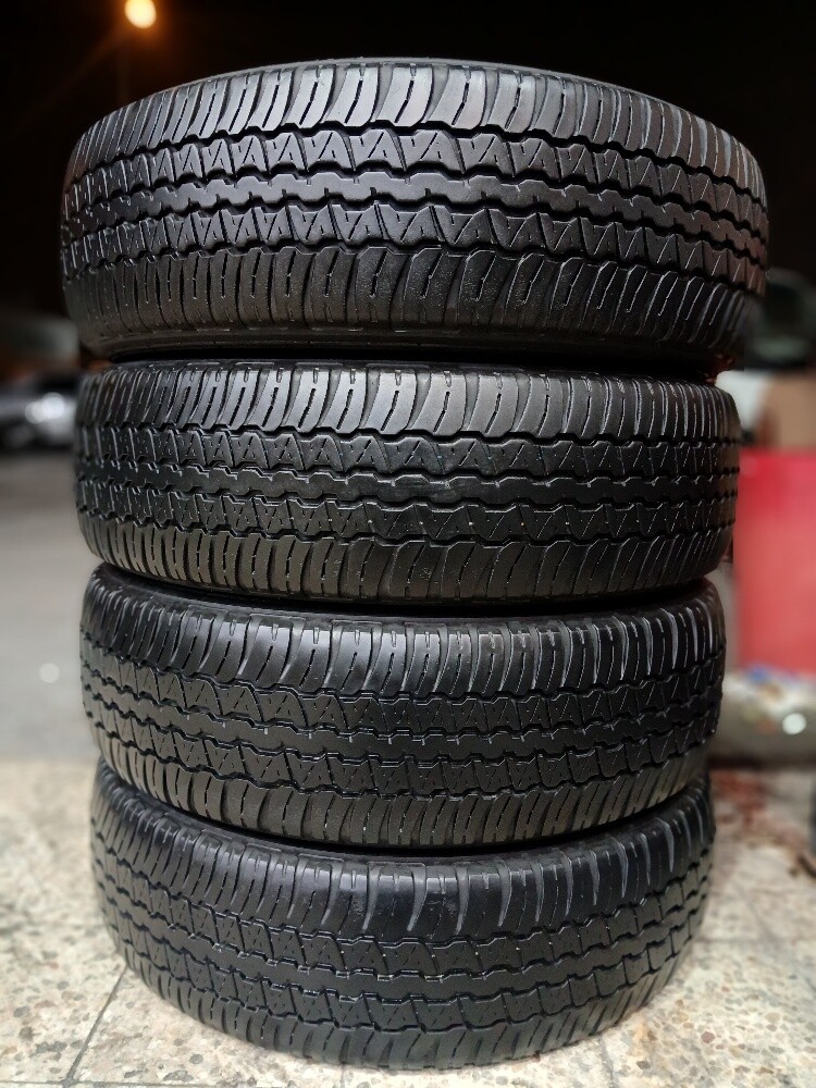 245/75/R17.Dunlop Brand - 9