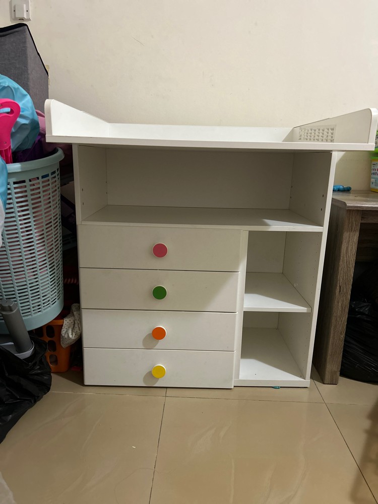 changing table  - 1