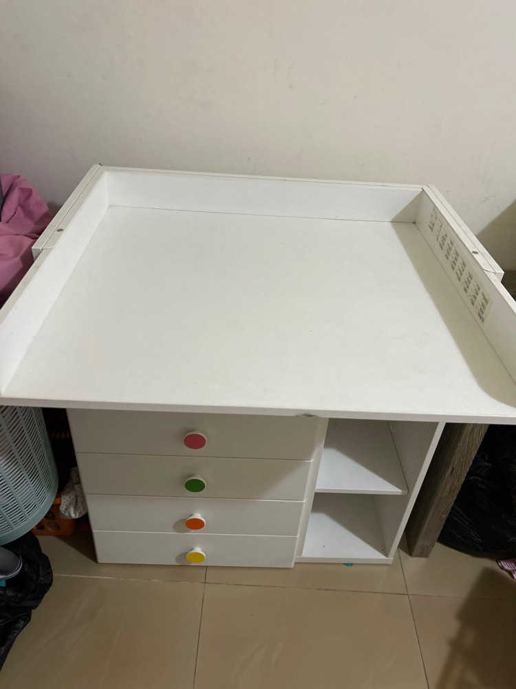 changing table  - 2