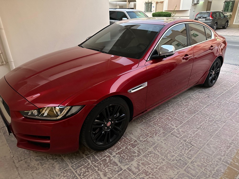 Jaguar xe Prestige 2016 - 1