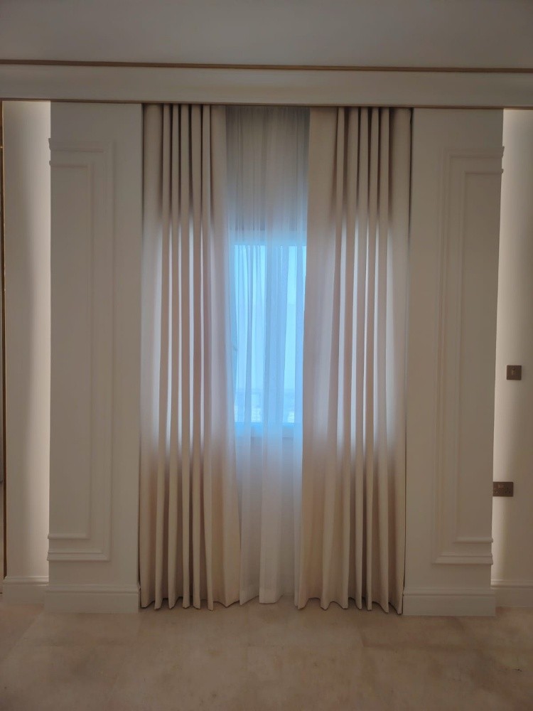 Curtains and wallpaper - 4