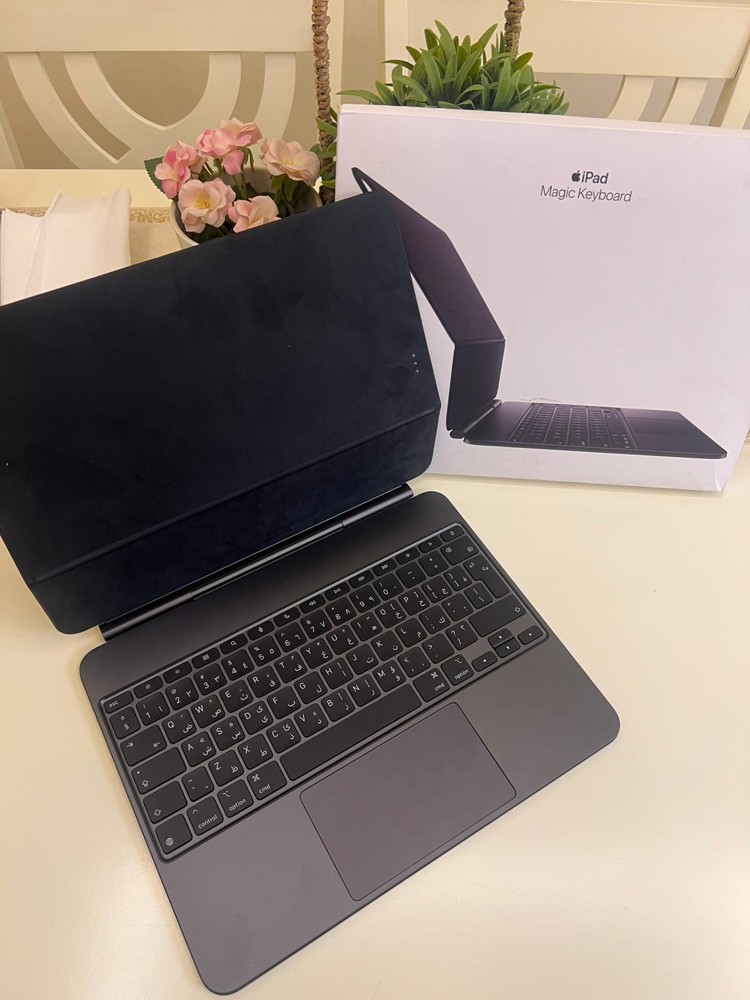 Magic Keyboard iPad 11 pro - 2