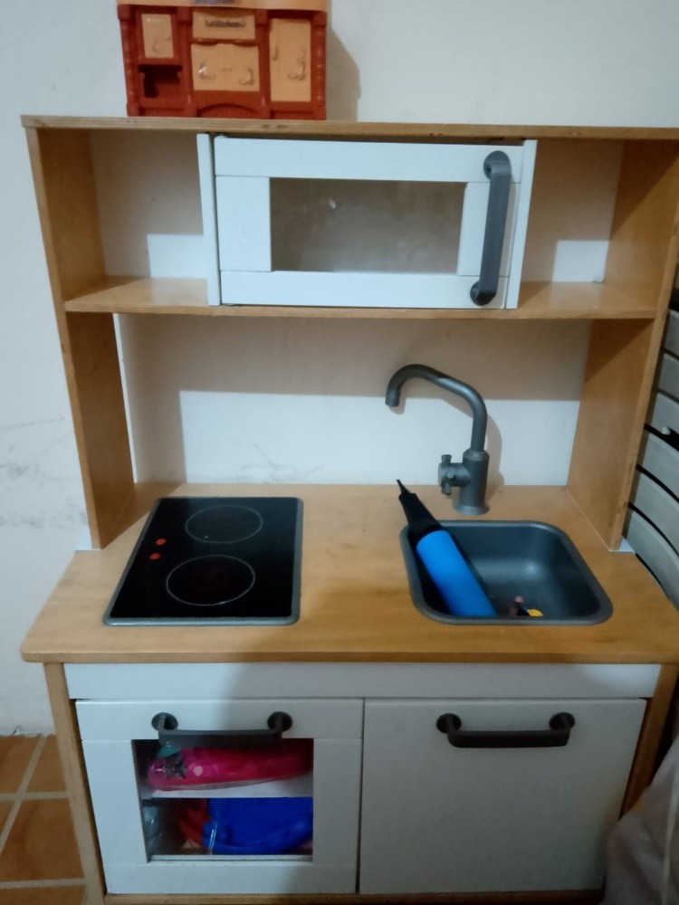 INDOOR HOUSEHOLD FOR SALE - 10