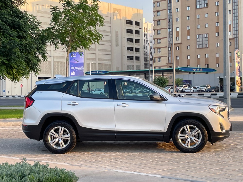 GMC Terrain 2020 SLE — photo 11 for sale in Qatar