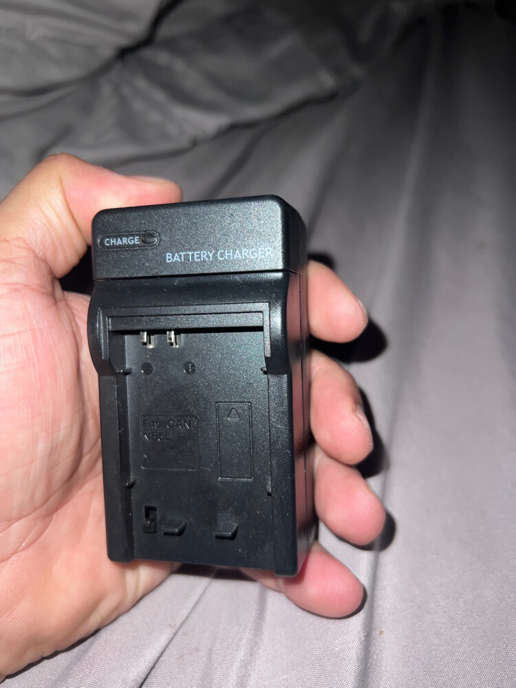 all brand camera chargers  - 25