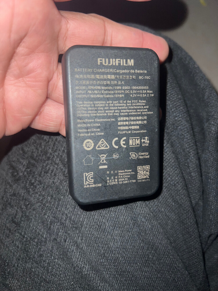 all brand camera chargers  - 30