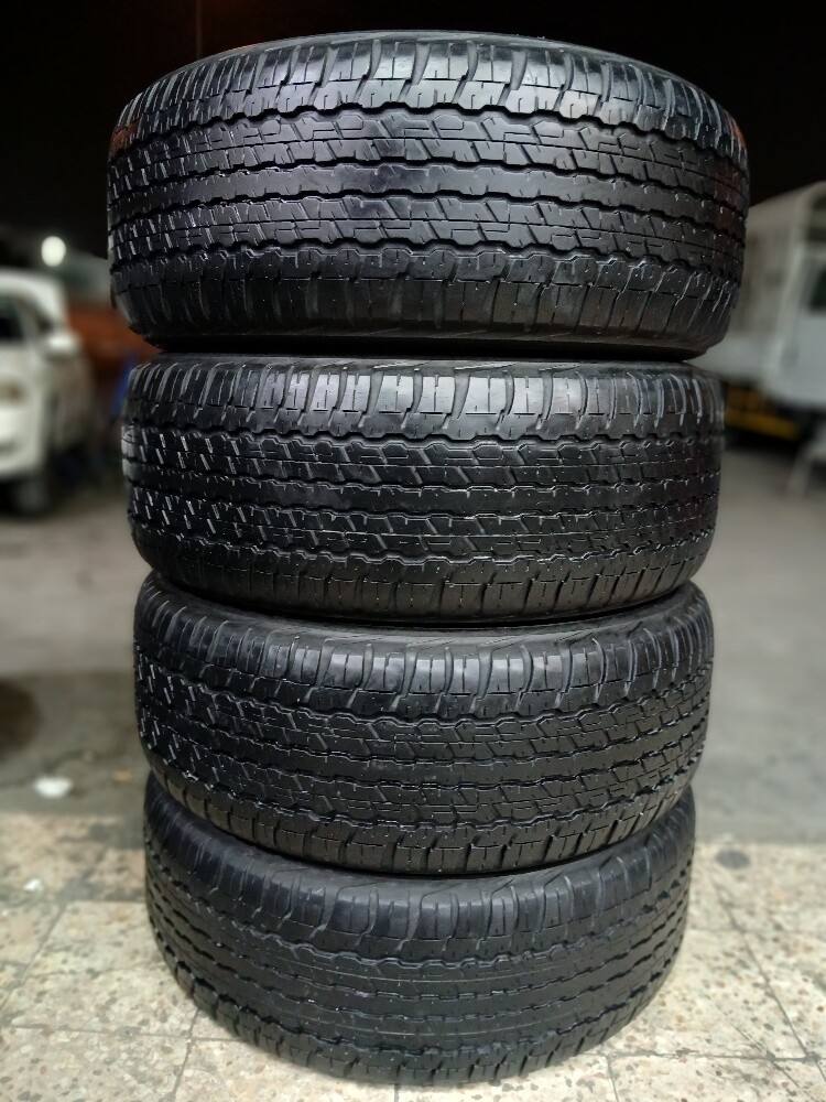 285/60/R18 Dunlop brand - 2