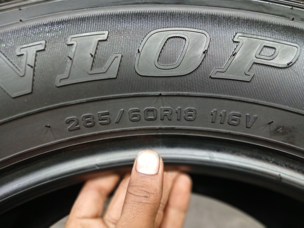285/60/R18 Dunlop brand - 4