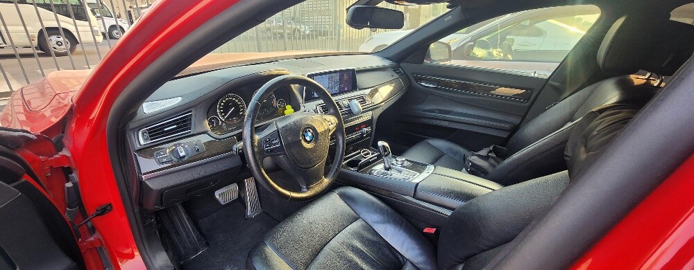 Bmw 750li v8 twin turbo 2013. - 4