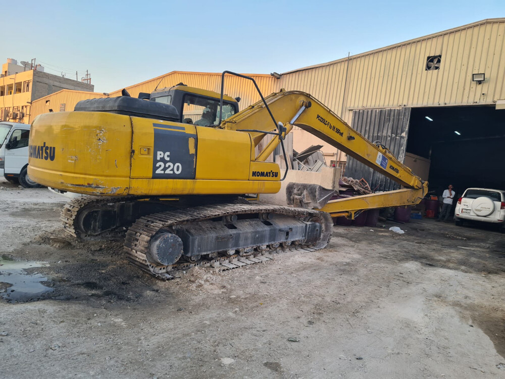 Excavator 22 Ton - 1
