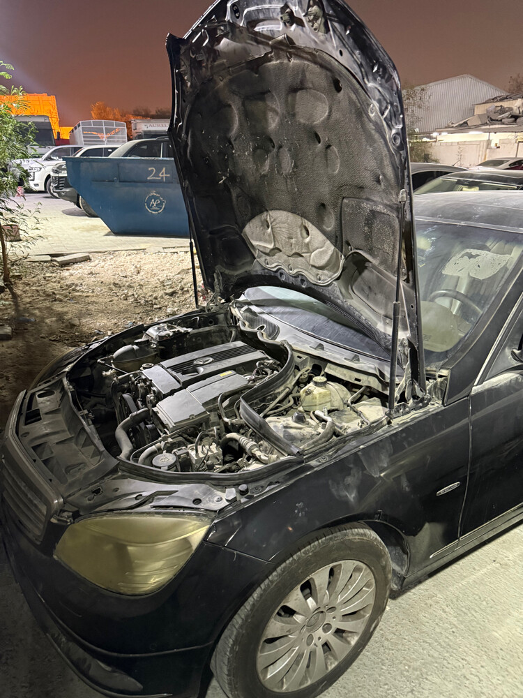 Mercedes Benz C200 - 2