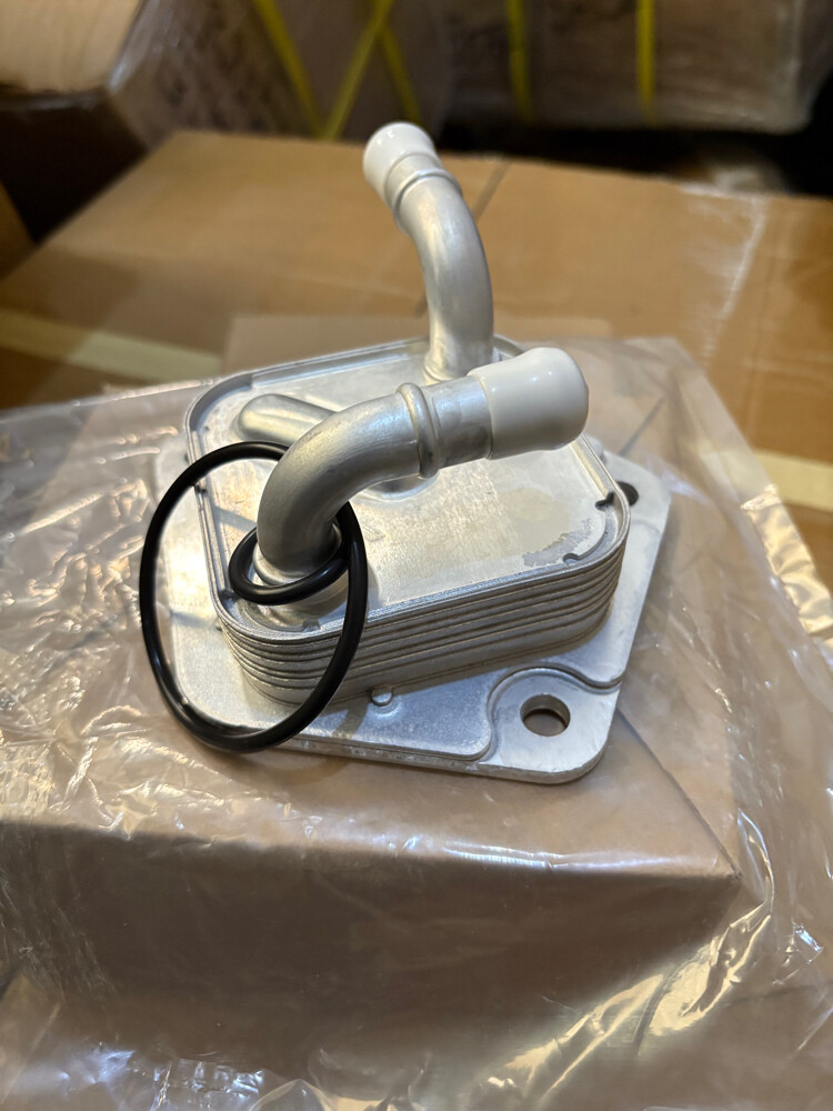Nissan Xtrail Altima oil cooler - 2