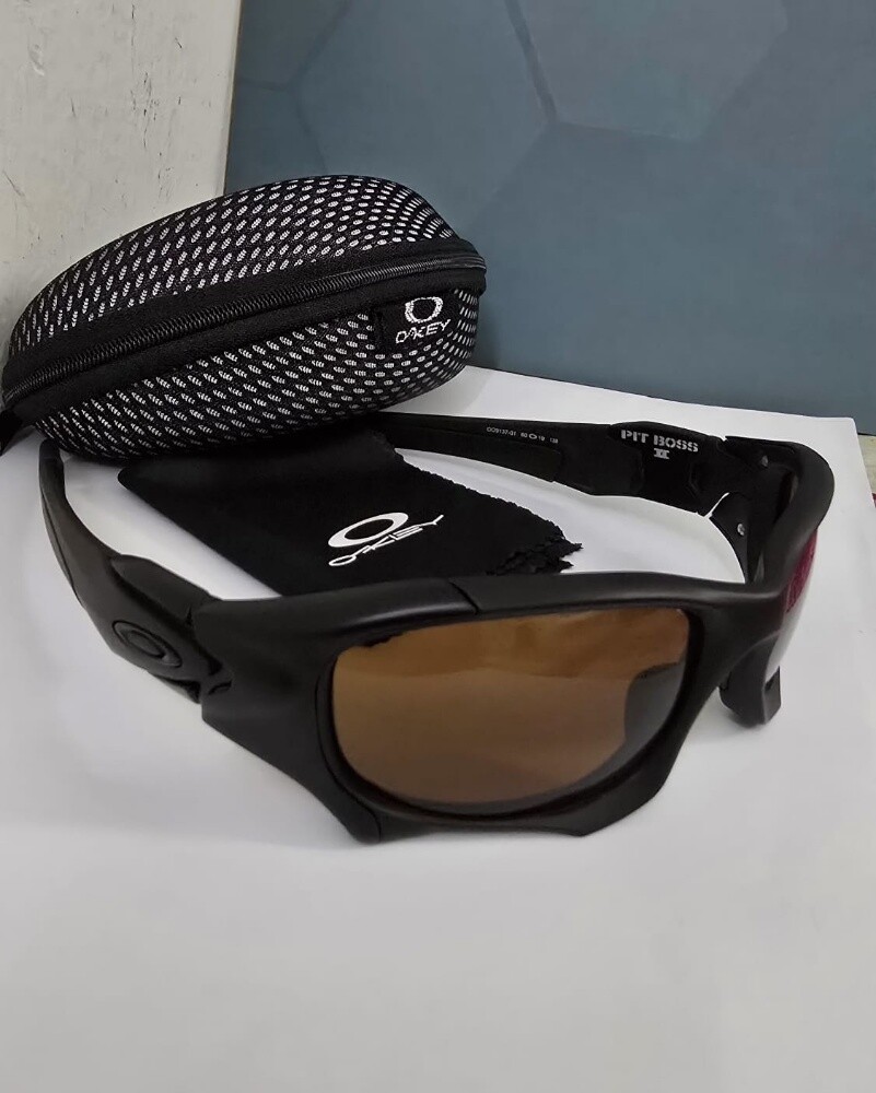 OAKLEY POLARIZED GLASSES - 2