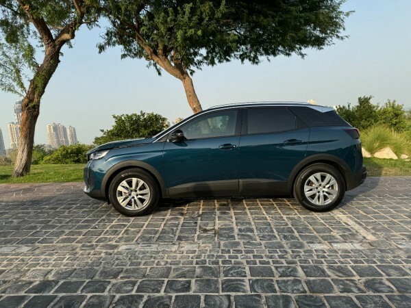 Peugeot 3008 Active model 2025 - 4