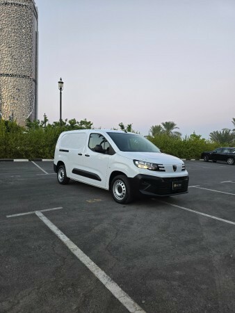 Peugeot partner 2025 - 1