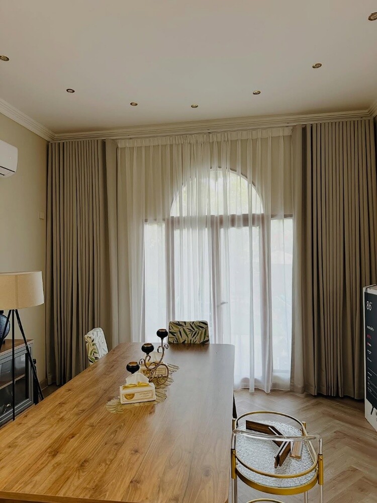 Sofa and curtains making! - 21