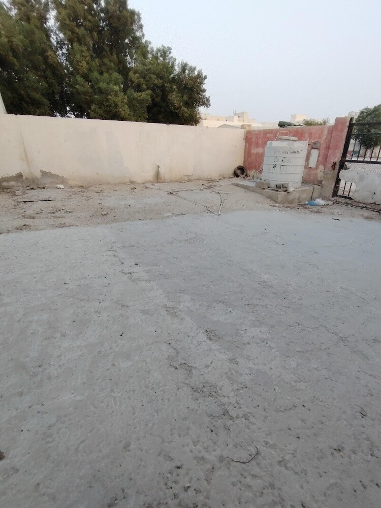 700M Store, 4 offices, open yard - 8