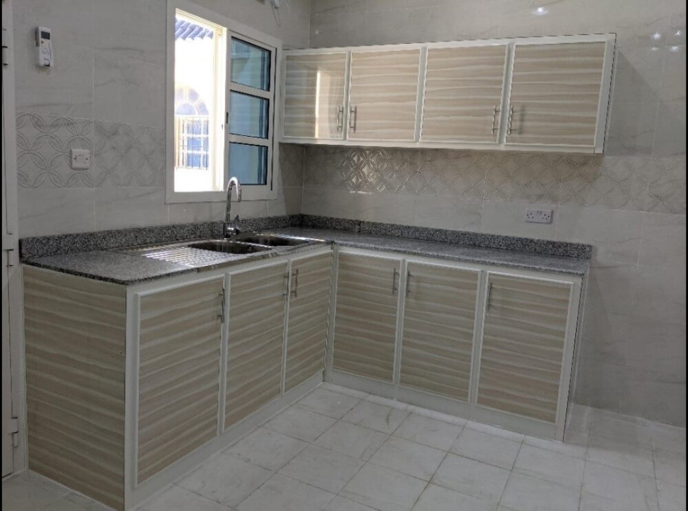 Almunium - 8