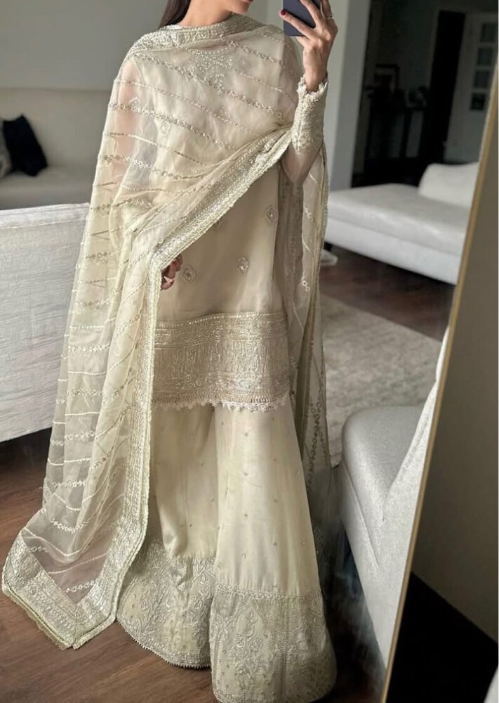 Experienced Female Tailor! - 3