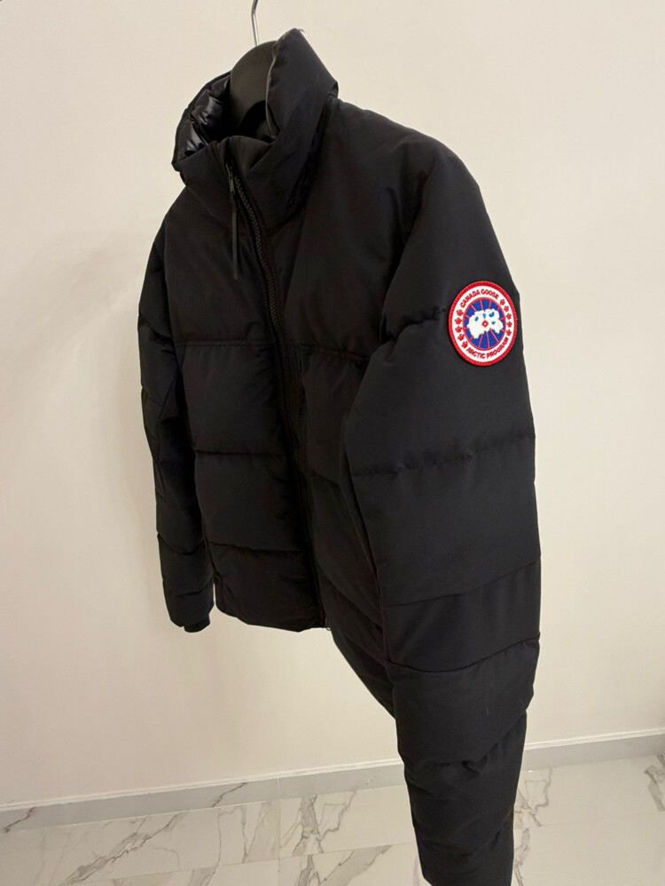 Canada Goose Jacket - 4