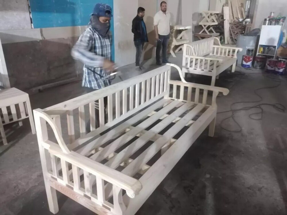 منجره لتصنيع الكراسي - 2
