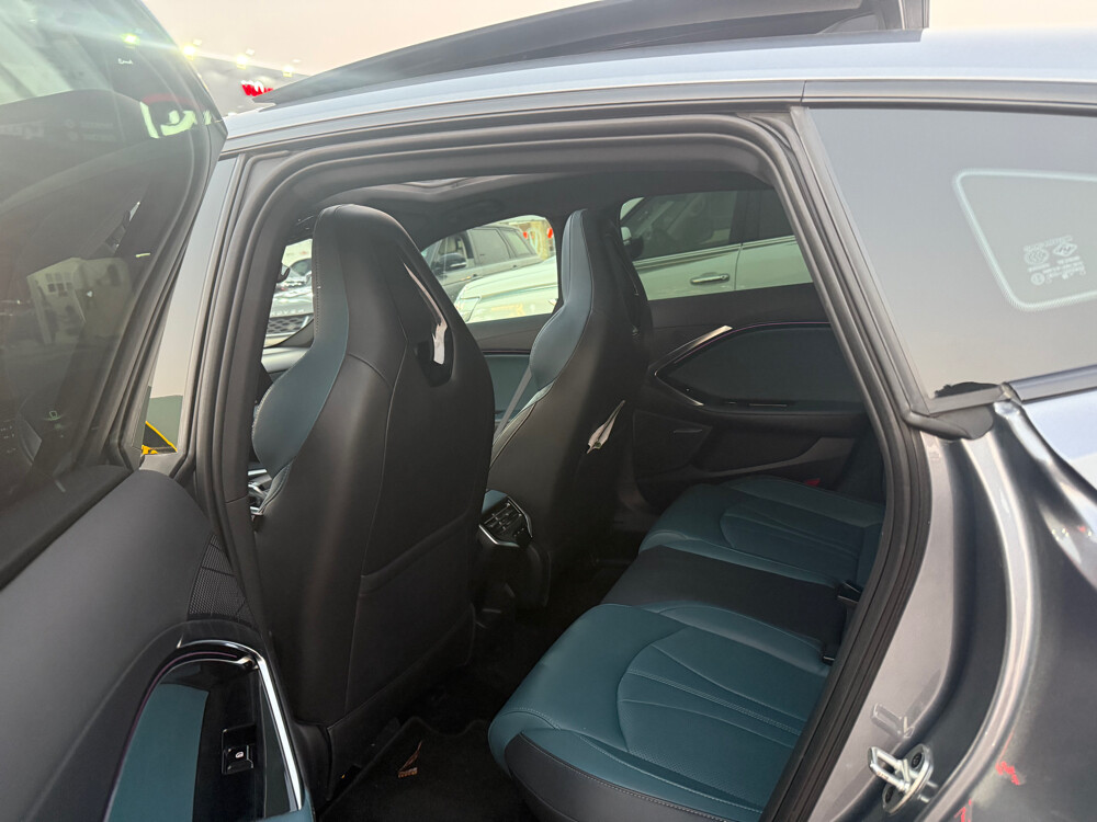MG 7 300 2025 — photo 7 for sale in Qatar
