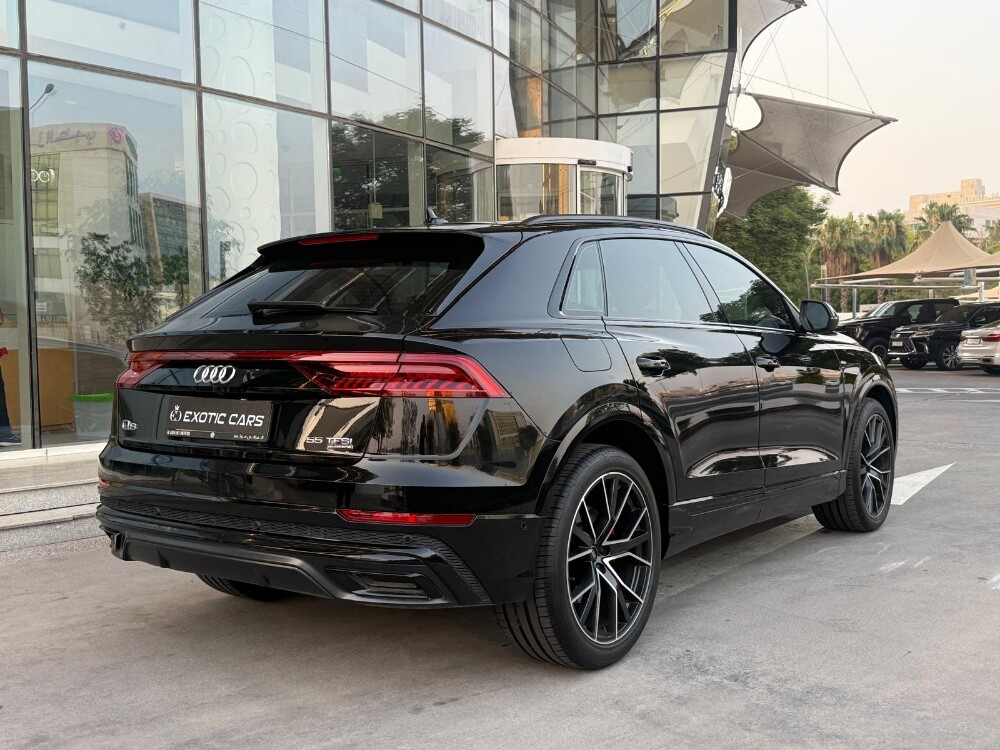 Audi Q8 S-Line 2023 — photo 12 for sale in Qatar