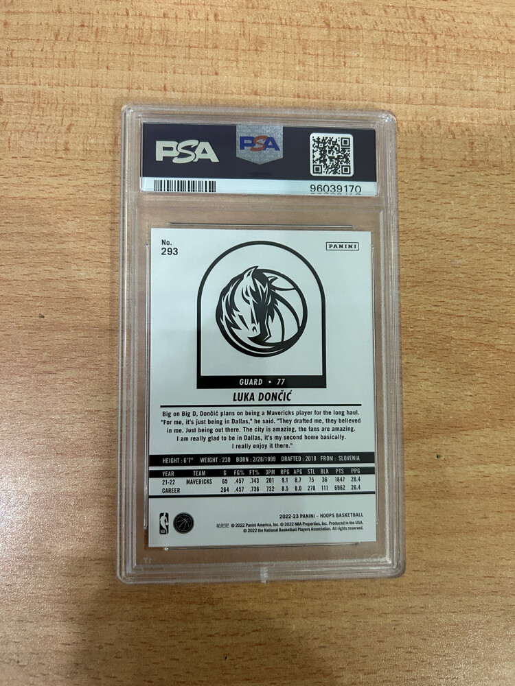 Luka Dončić 01/25 Artist Proof - 3