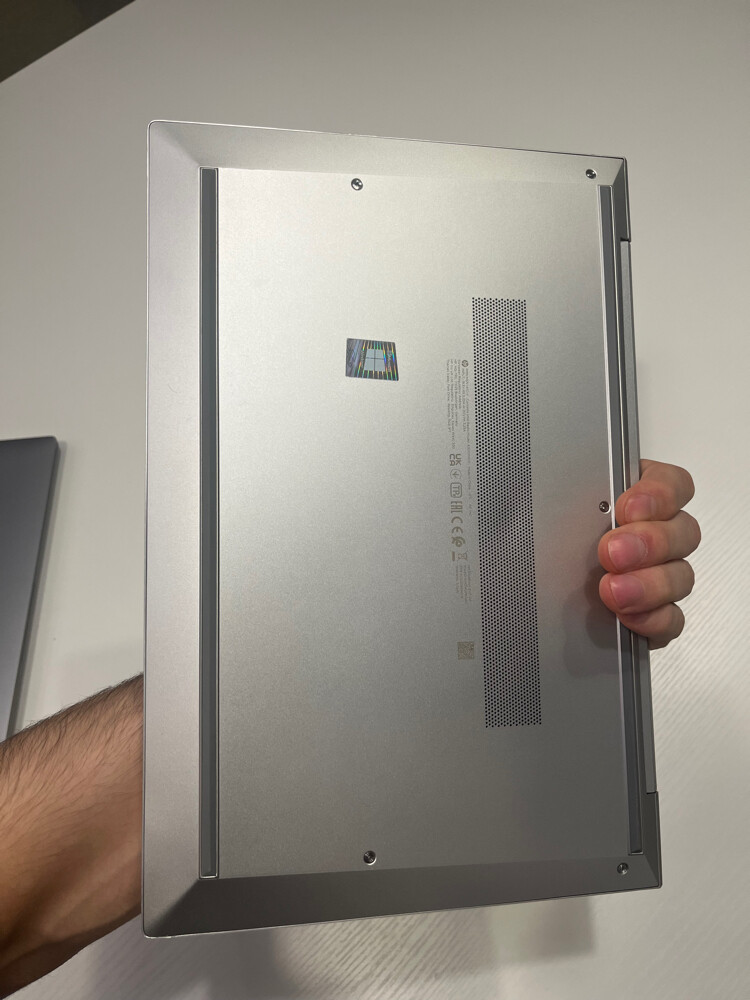 HP EliteBook 840 G8 Notebook PC - 4