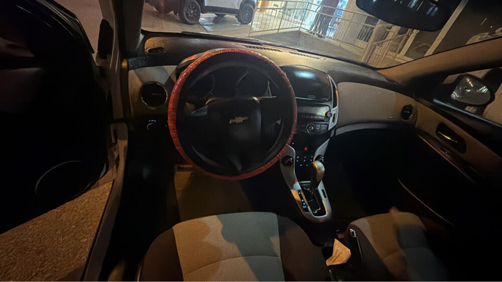 chevrolet cruz - 2