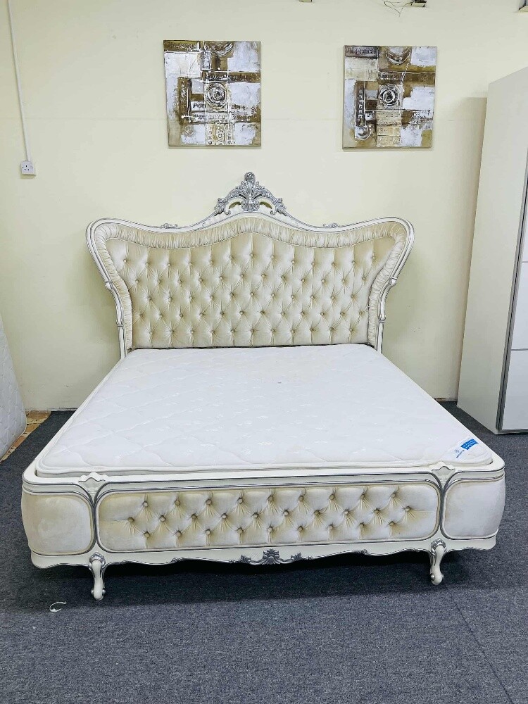 king size bed - 1