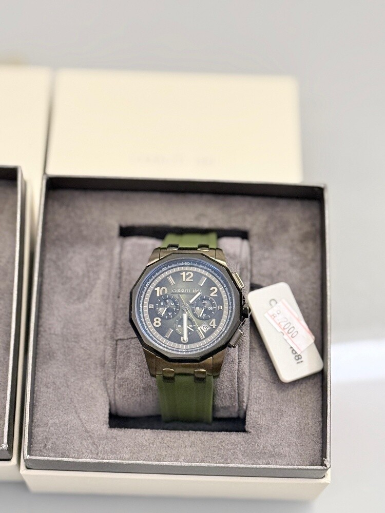 BRAND NEW WATCH FOR SALE - 7