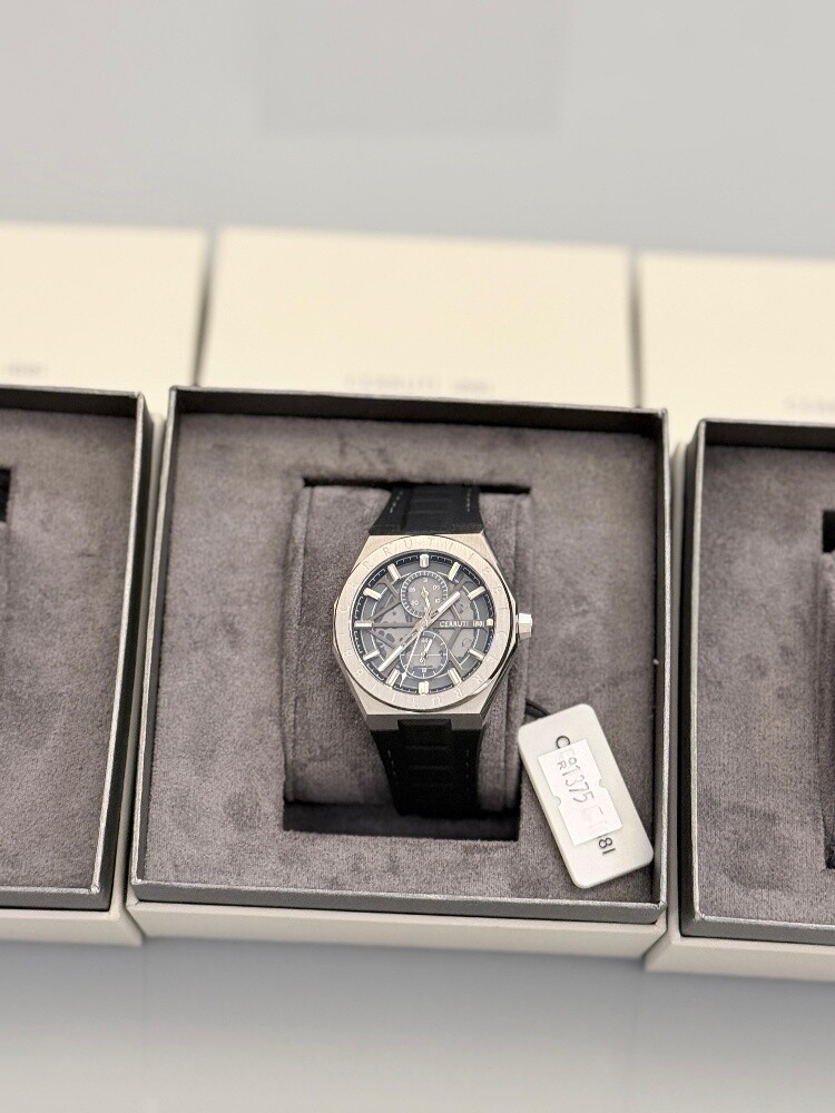 BRAND NEW WATCH FOR SALE - 6