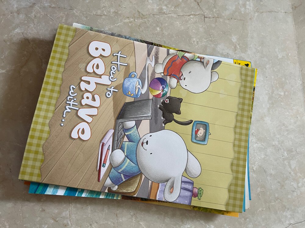 16 books and 1 new plaster set - 11