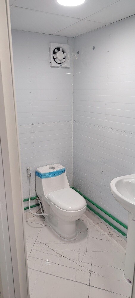 room ketechin toilet - 5