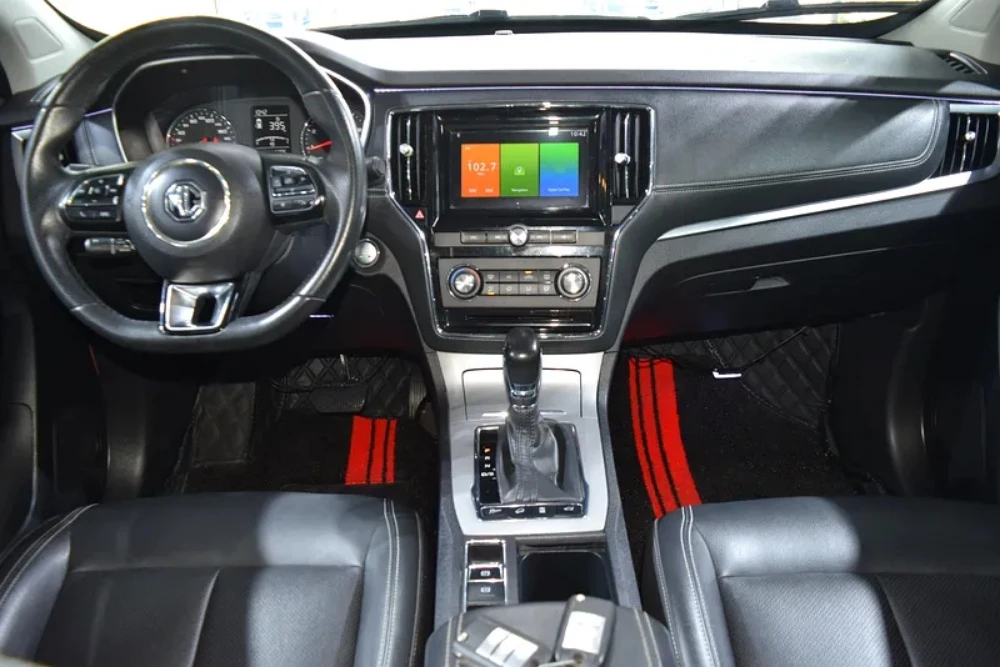 Urgent Sale..MG RX5 2019 FULL OPTIO - 7