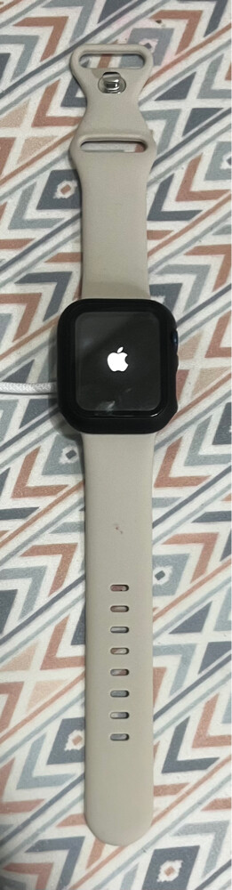 Apple Watch Series 5 - 4
