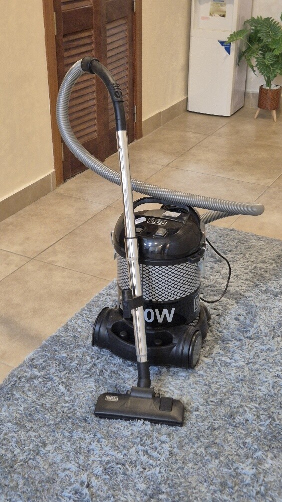 Vacuum cleaner for sale - 1