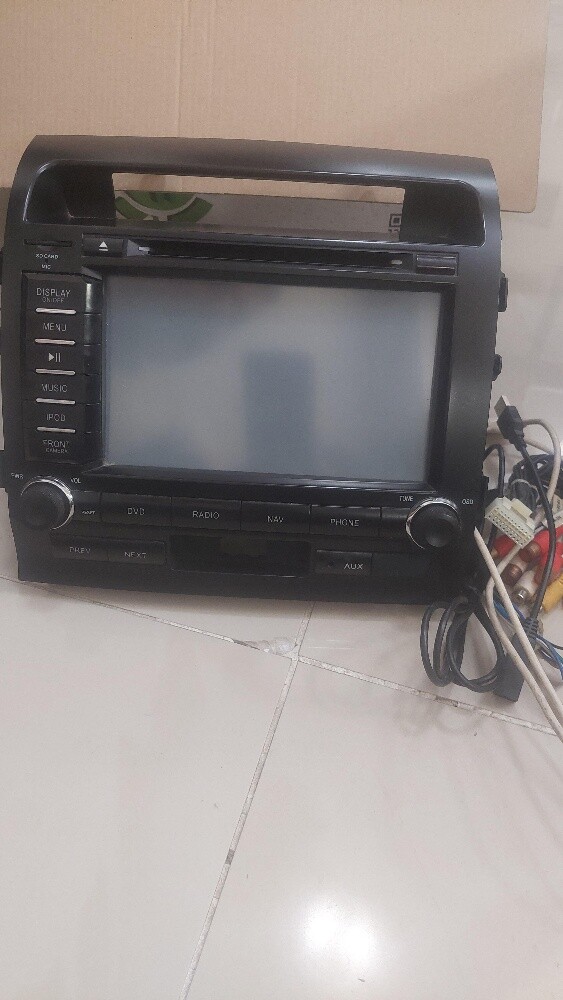 2 pcs screen for landcruiser - 4