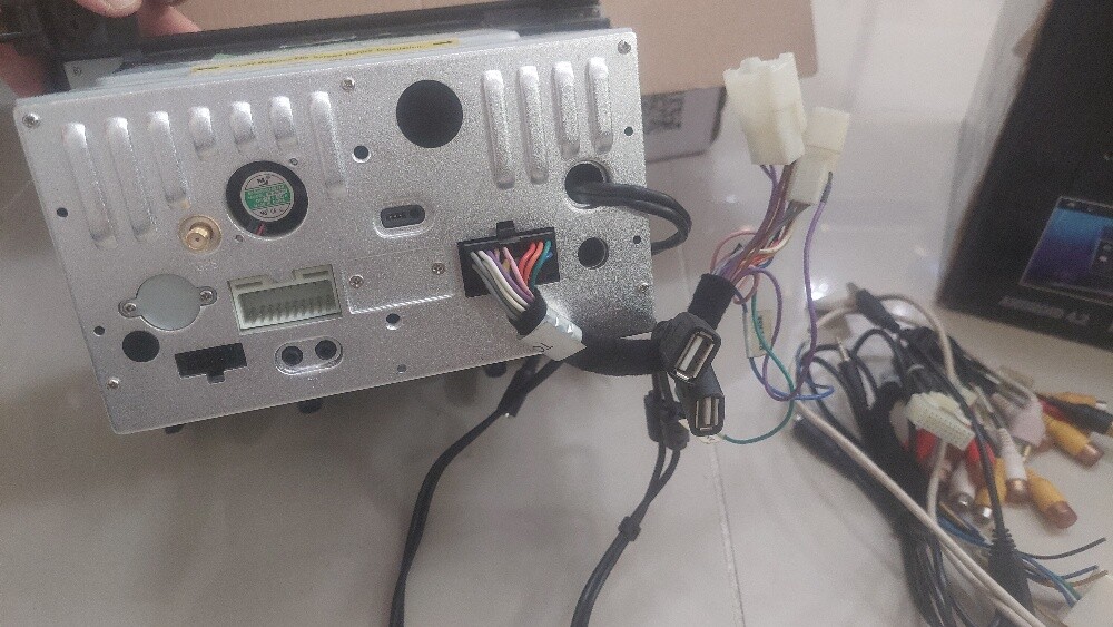 2 pcs screen for landcruiser - 6