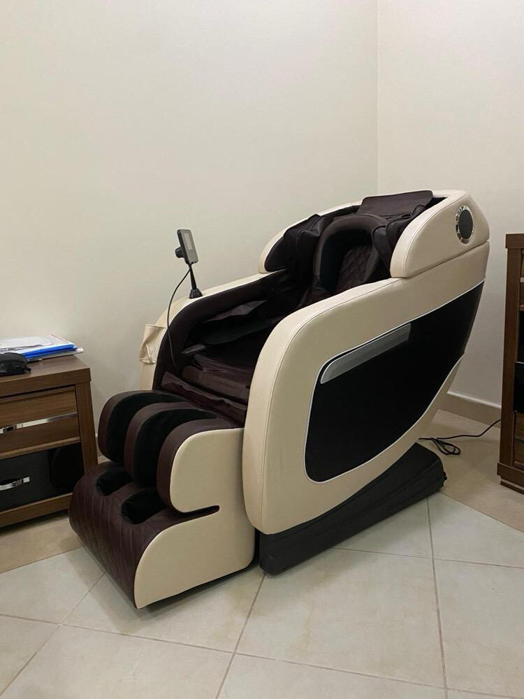luxury Massage Chair - 2