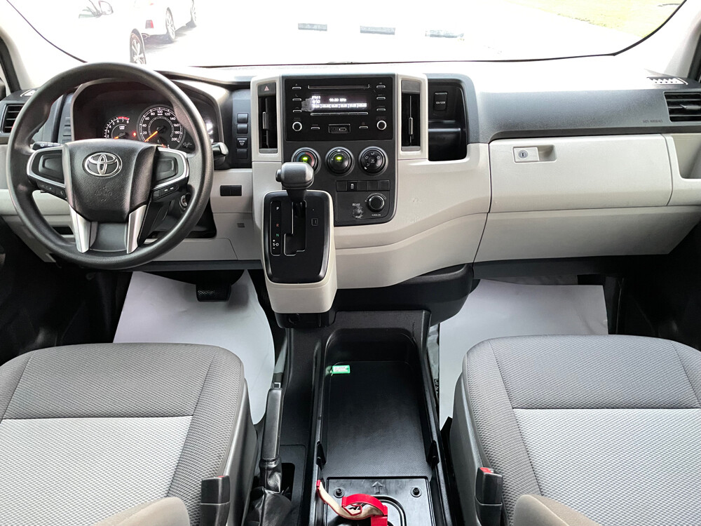 Toyota Hiace 2021 — photo 11 for sale in Qatar