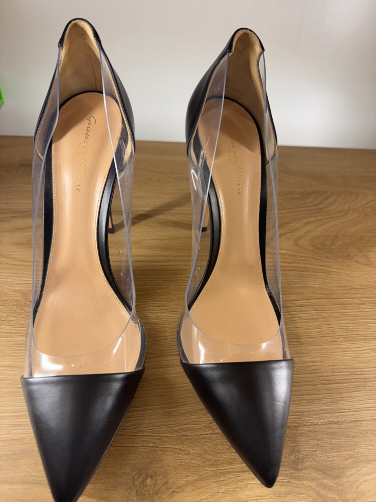 Gianvito Rossi - 1