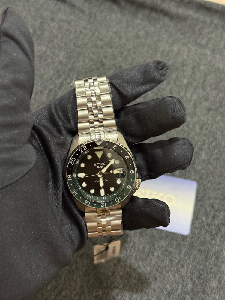 SEIKO 5 GMT - 2