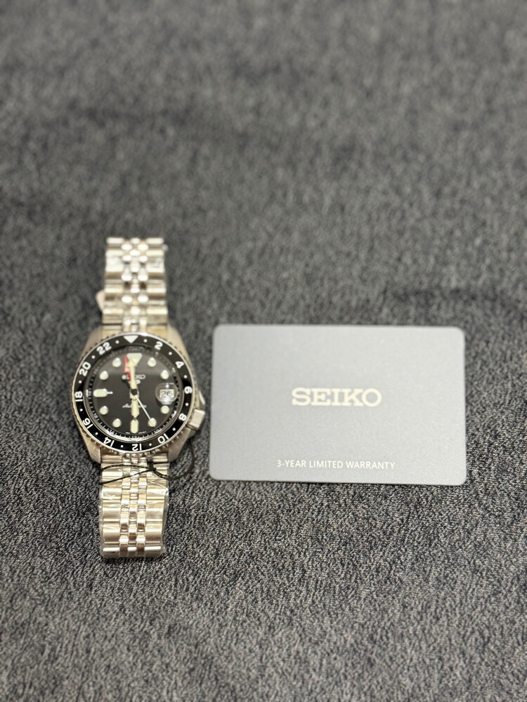 SEIKO 5 GMT - 5
