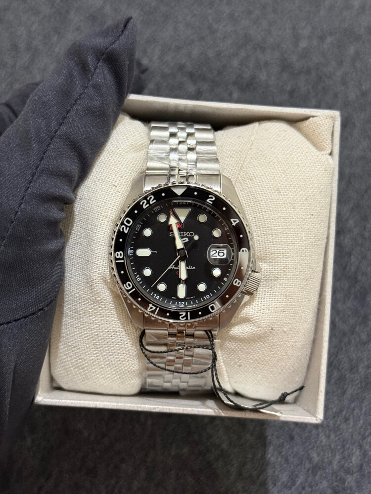SEIKO 5 GMT - 4