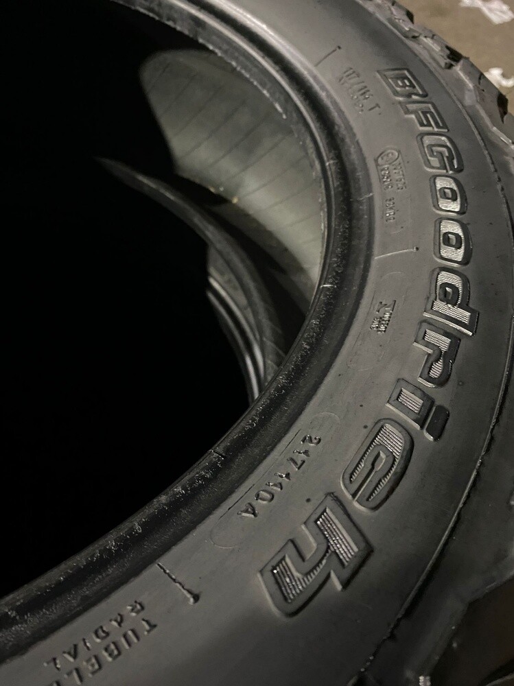 285/55/20 - 4